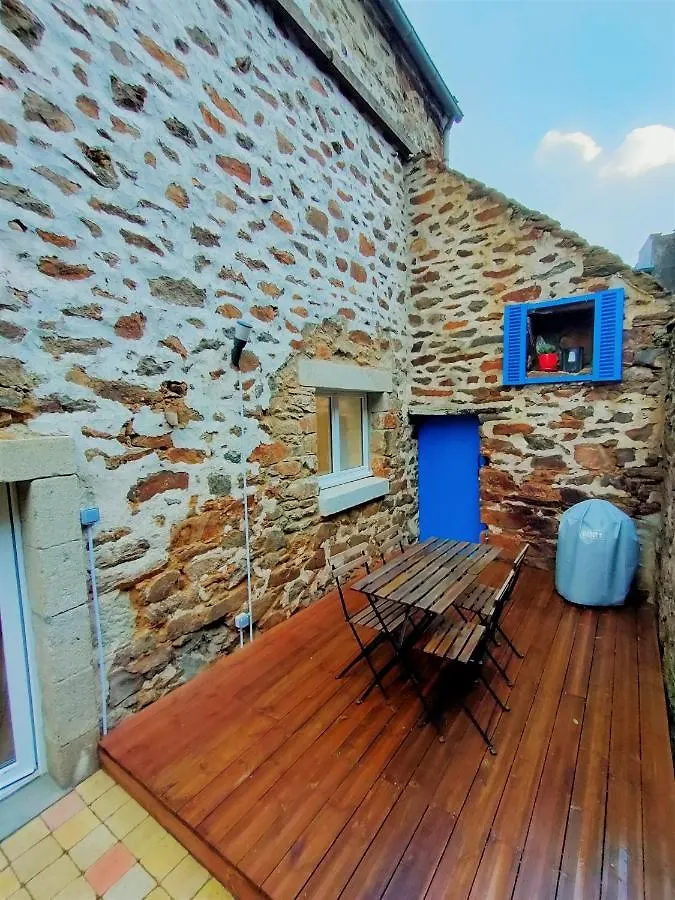 Maison De Pecheur Port De Plaisance Treboul Douarnenez