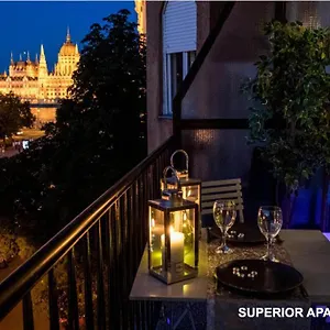 https://dfive-luxury-home-apartment-with-parliament-view.inbudapesthotels.com
