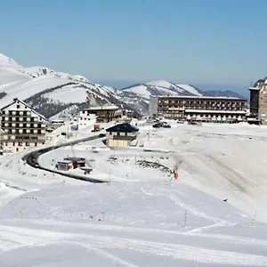 T3 Au Pied Des Pyrenees , Pointis-de-Riviere France